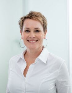 Ulla Arias-Raab Pressebetreuerin